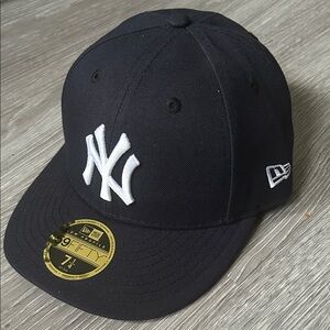 NWT Yankees New Era Authentic Collection Low Profile 59Fifty fitted hat